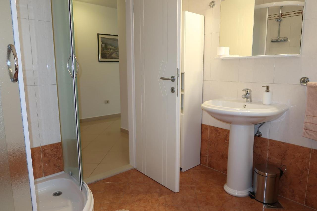 Ferienwohnung Nikas1 Rabac Exterior foto